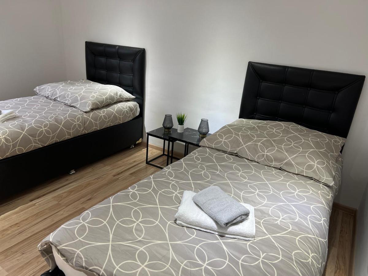 Mateo Apartments I Contactless Check-In เวียนนา ภายนอก รูปภาพ